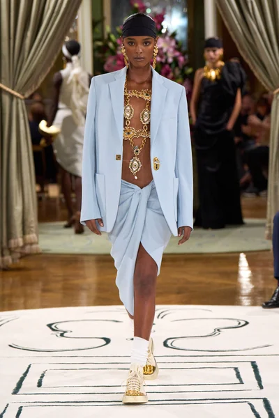 Look 6